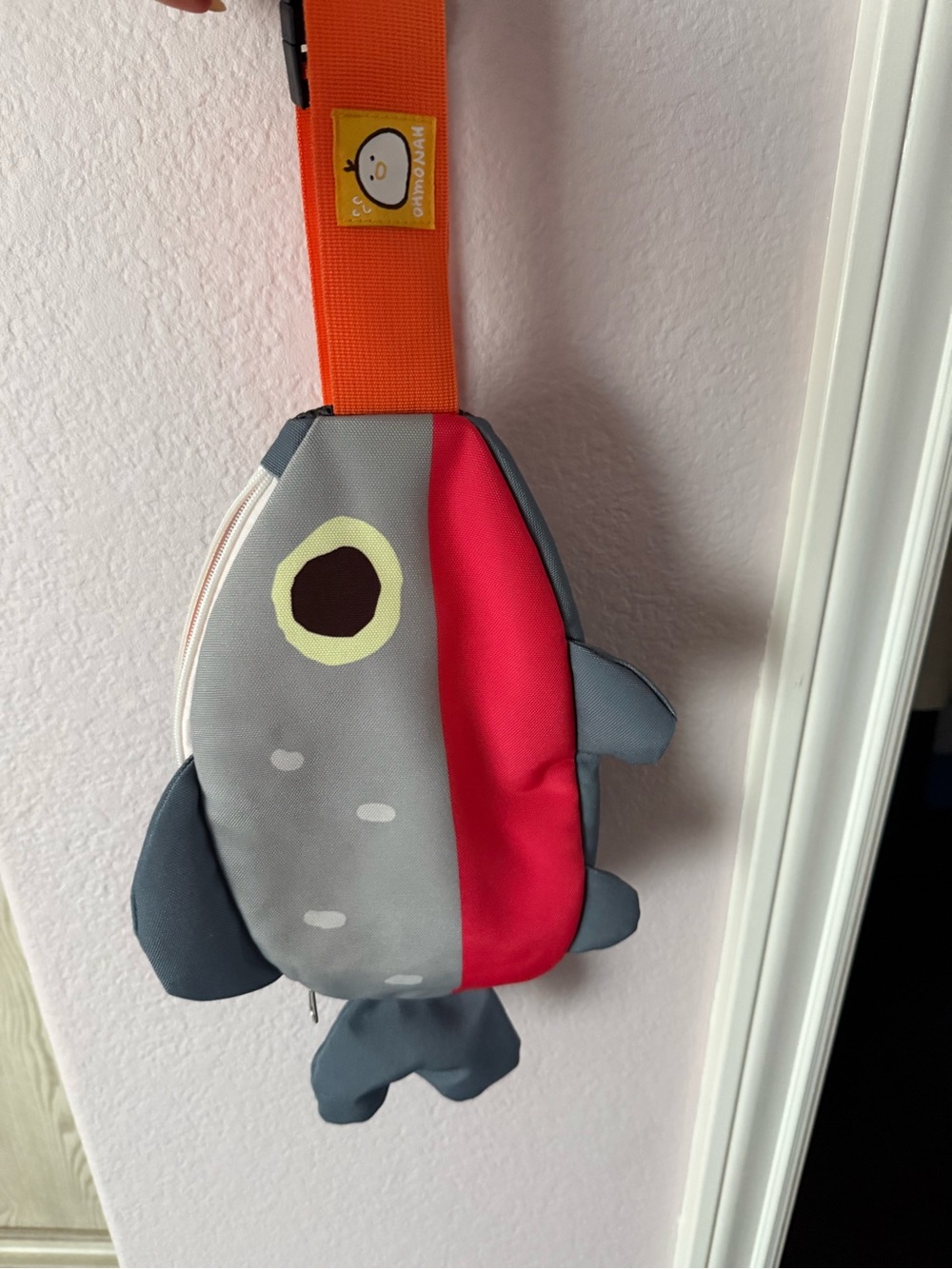 OHMONAH Salmon Fish Crossbody Bag in Gray & Red